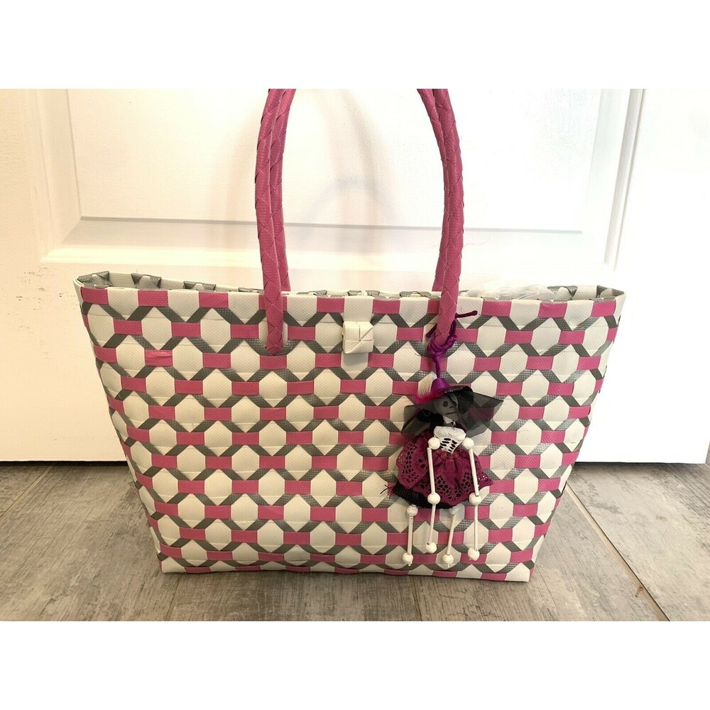 Boutique Plastic Weave Medium Tote With Skeleton Charm NEW Shoulder Bag Shopper